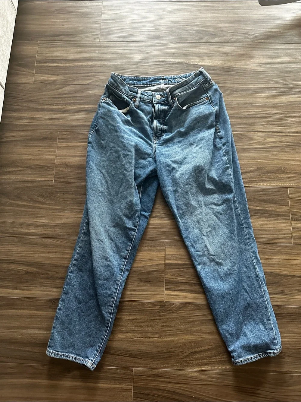 Old Navy O.G. Straight High-Rise Denim in Medium Blue size 8